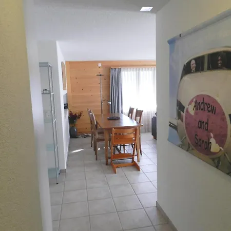 Huebeli - Chapman Appartement-fewo- Dusche Oder Bad- Wc- 2 Schlafraeume By Interhome Zweisimmen