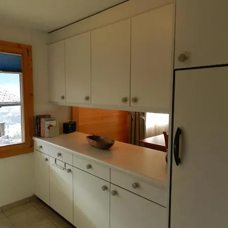 Huebeli - Chapman Appartement-fewo- Dusche Oder Bad- Wc- 2 Schlafraeume By Interhome